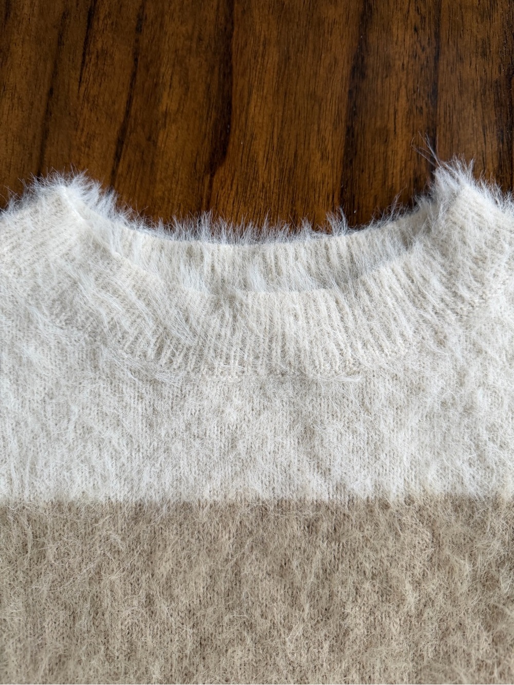 Universal Thread Fuzzy Crewneck Sweater in Cream and Tan Stripes M size - Picture 3 of 6